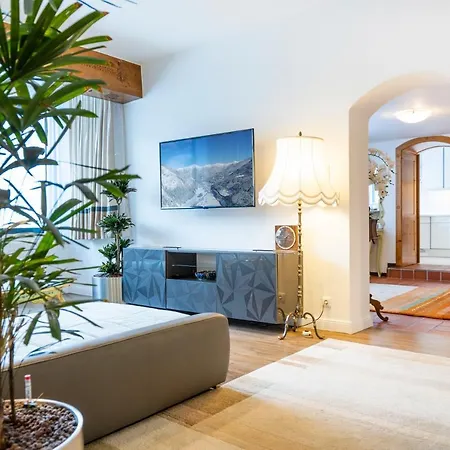 Residenz Kaiser Franz Josef 巴德加斯坦